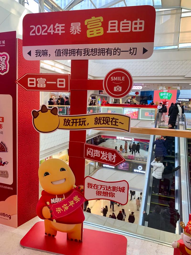 标题：电影院男友帮我口舒服：隐秘空间的亲密体验与安全指南（长尾关键词：电影院情侣私密行为、公共场合亲密安全、口爱技巧舒适度）