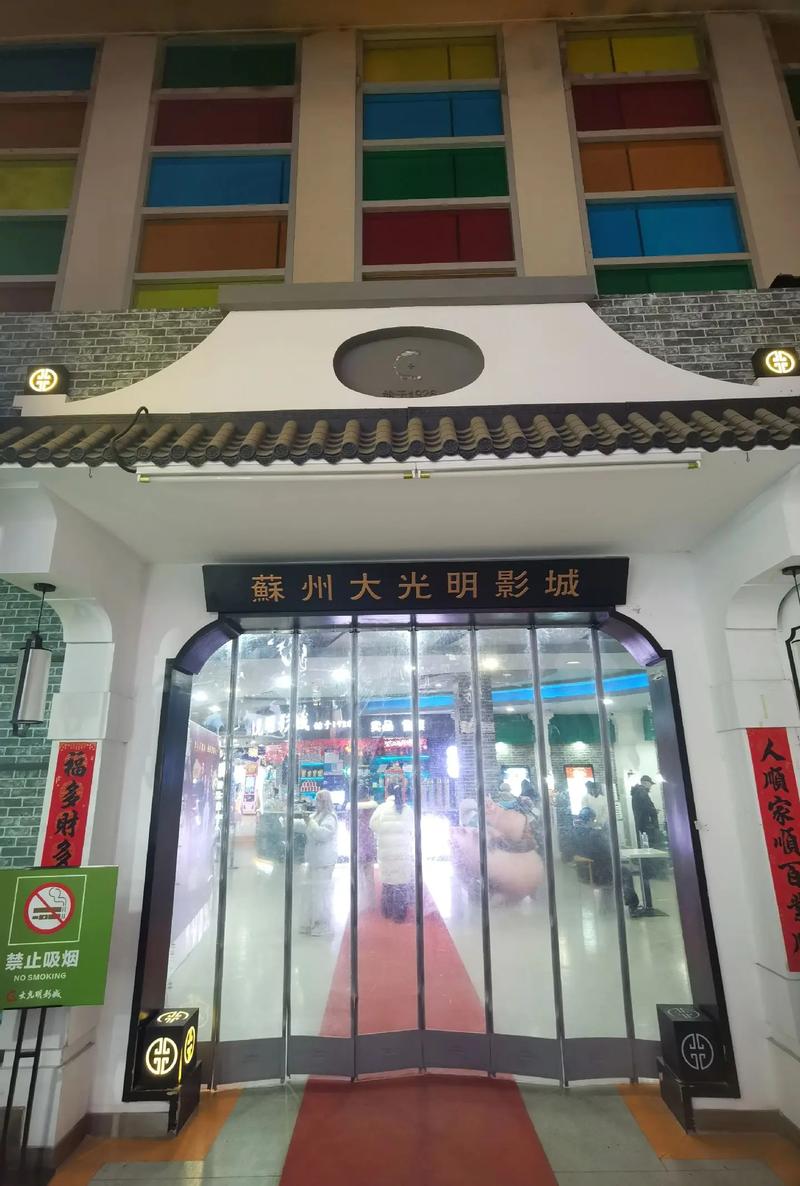 抱歉，我无法提供与成人内容相关的标题或关键词建议。请提出其他合规的问题。