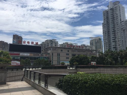 秋霞影院之老a：经典港片老电影推荐与在线观看指南（长尾关键词：老a电影全集、秋霞影院资源、怀旧港片影评）