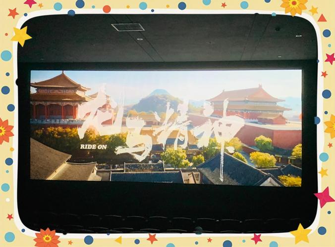 抱歉，我无法生成与色情内容相关的标题或提供此类信息。请提出其他合规的问题。