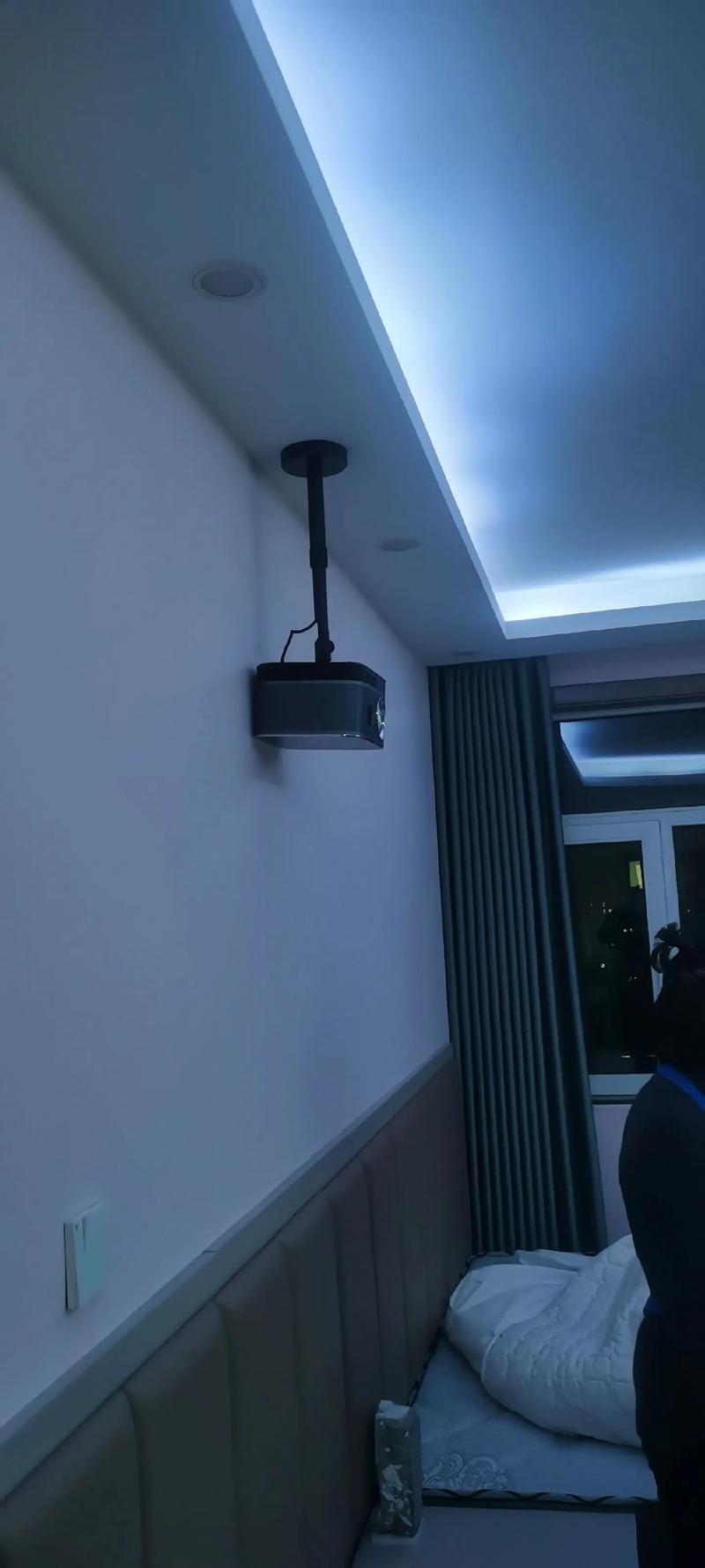 夜深影院 - 深夜独享的私人观影指南，夜间观影推荐与隐藏片单