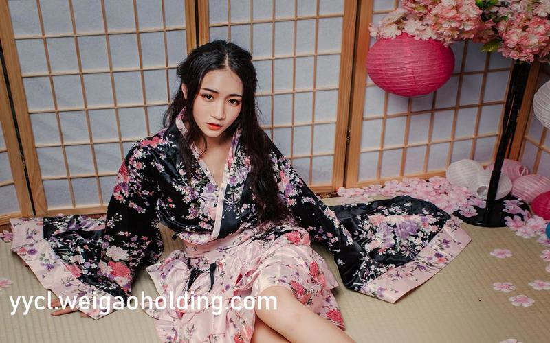 肉欲人妻啪啪的相关介绍