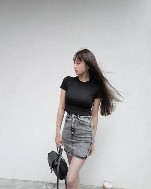 女性下体黄色分泌物的相关介绍
